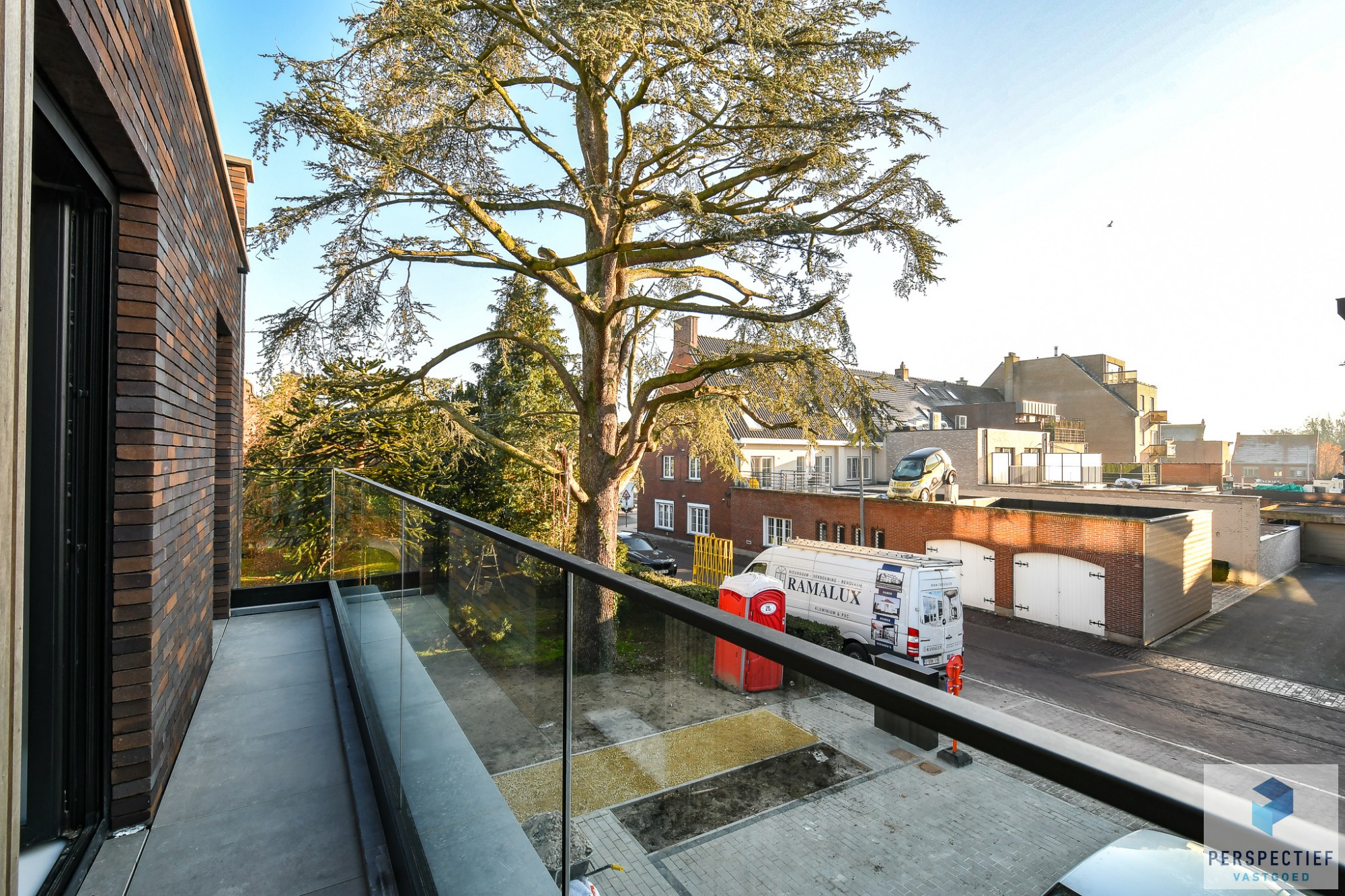 BEZOEKMOMENT WOENSDAG 17/06 VAN 16U30 TOT 18U | RECENT ENERGIEZUINIG APPARTEMENT met TERRAS & AUTOSTAANPLAATS - foto 5