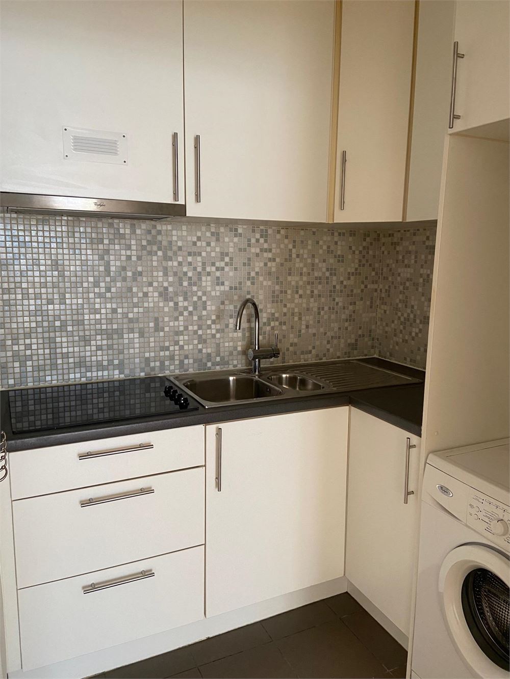 Appartement te huur in Antwerpen met 1 slaapkamer - foto 2