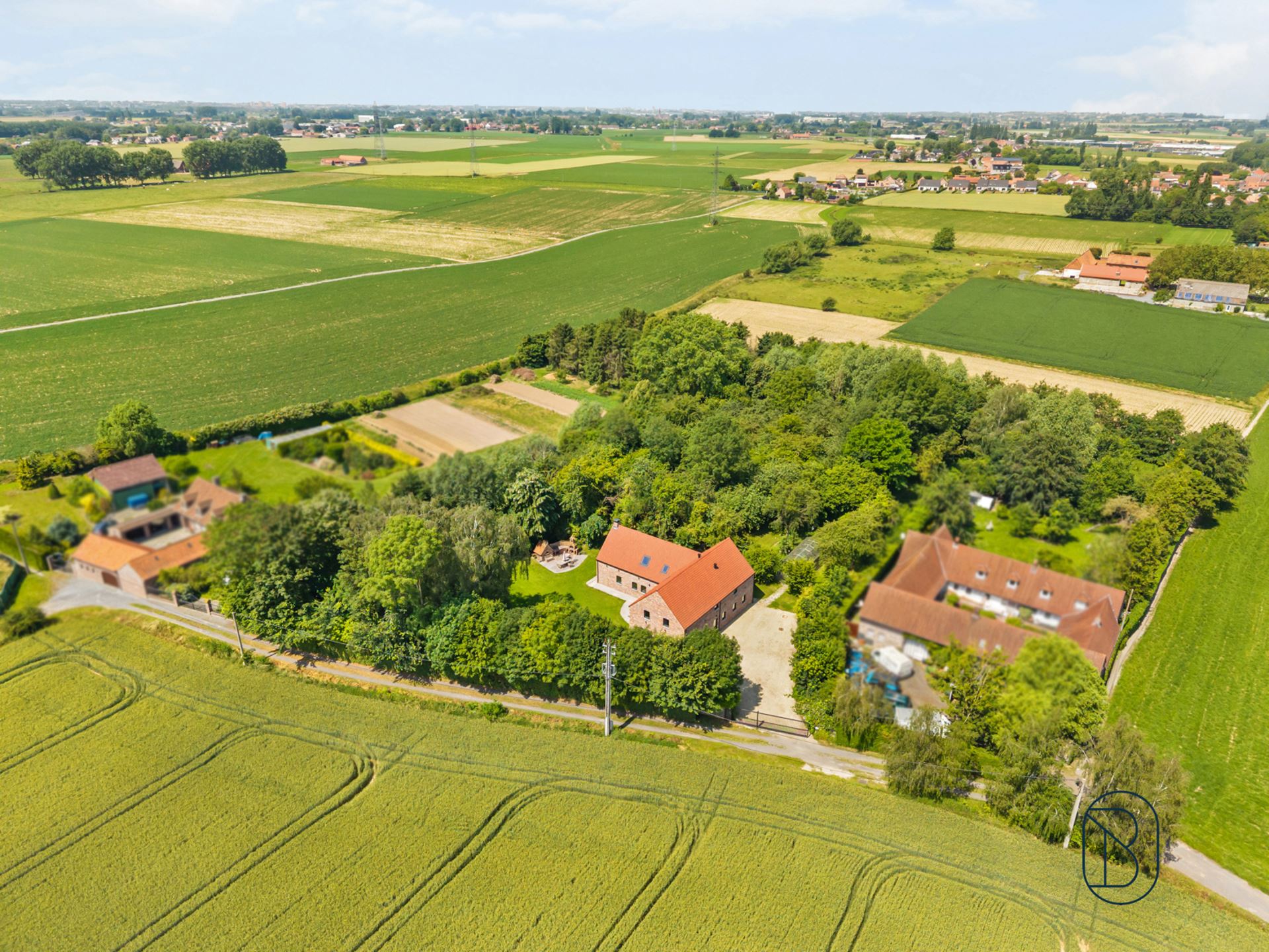 Uitzonderlijke af te werken villa woning op 5.600 m² - foto 2