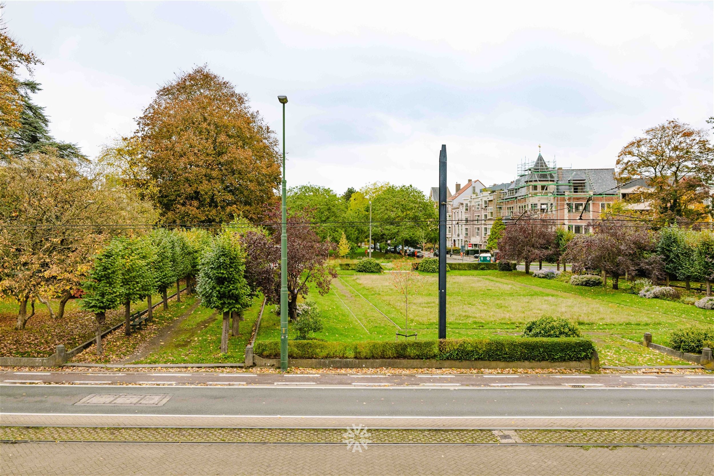 Apartment for sale in Ghent with 3 bedrooms - photo 5