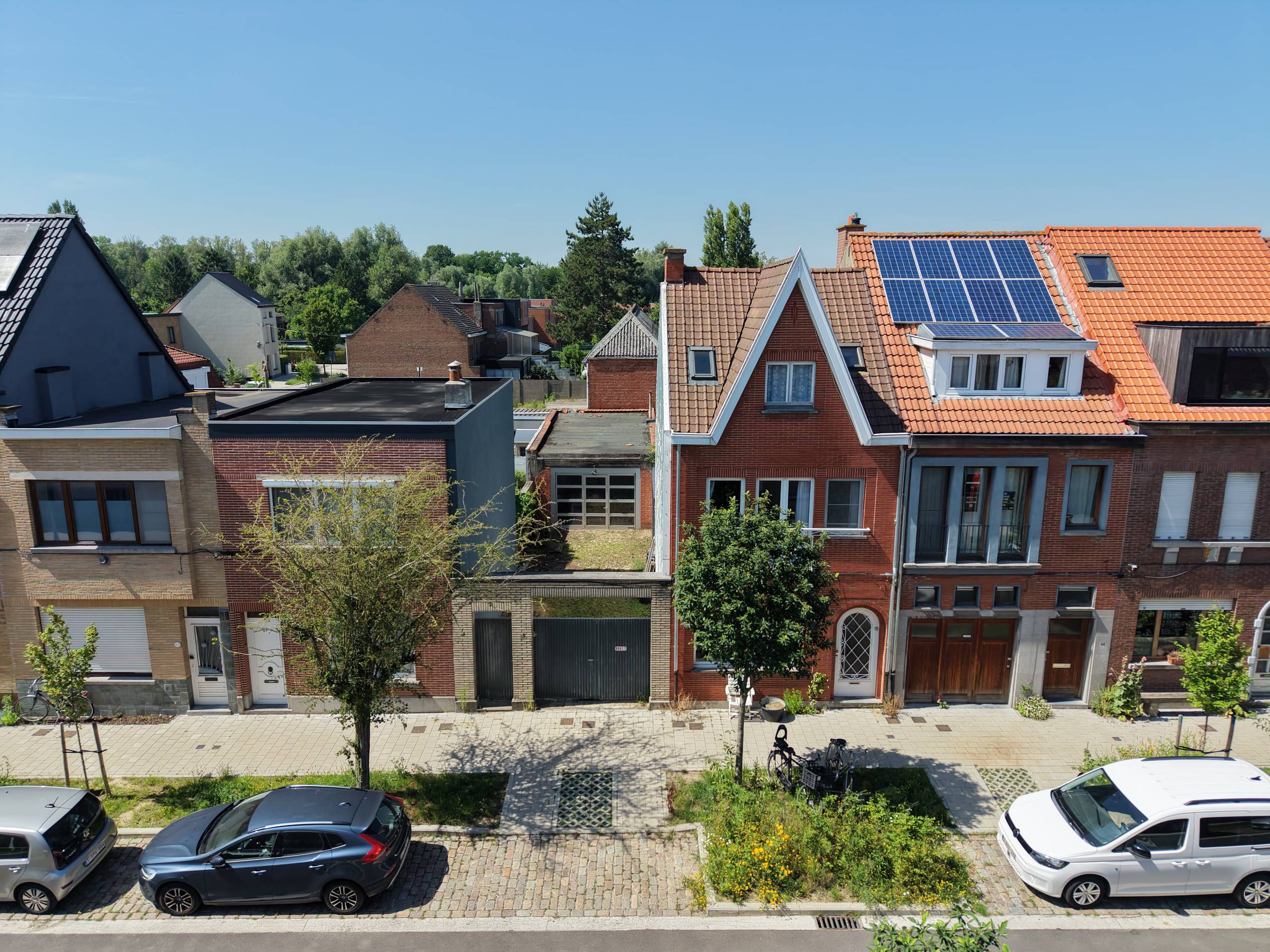 Bouwgrond met atelierruimte op toplocatie nabij Gent - foto 4