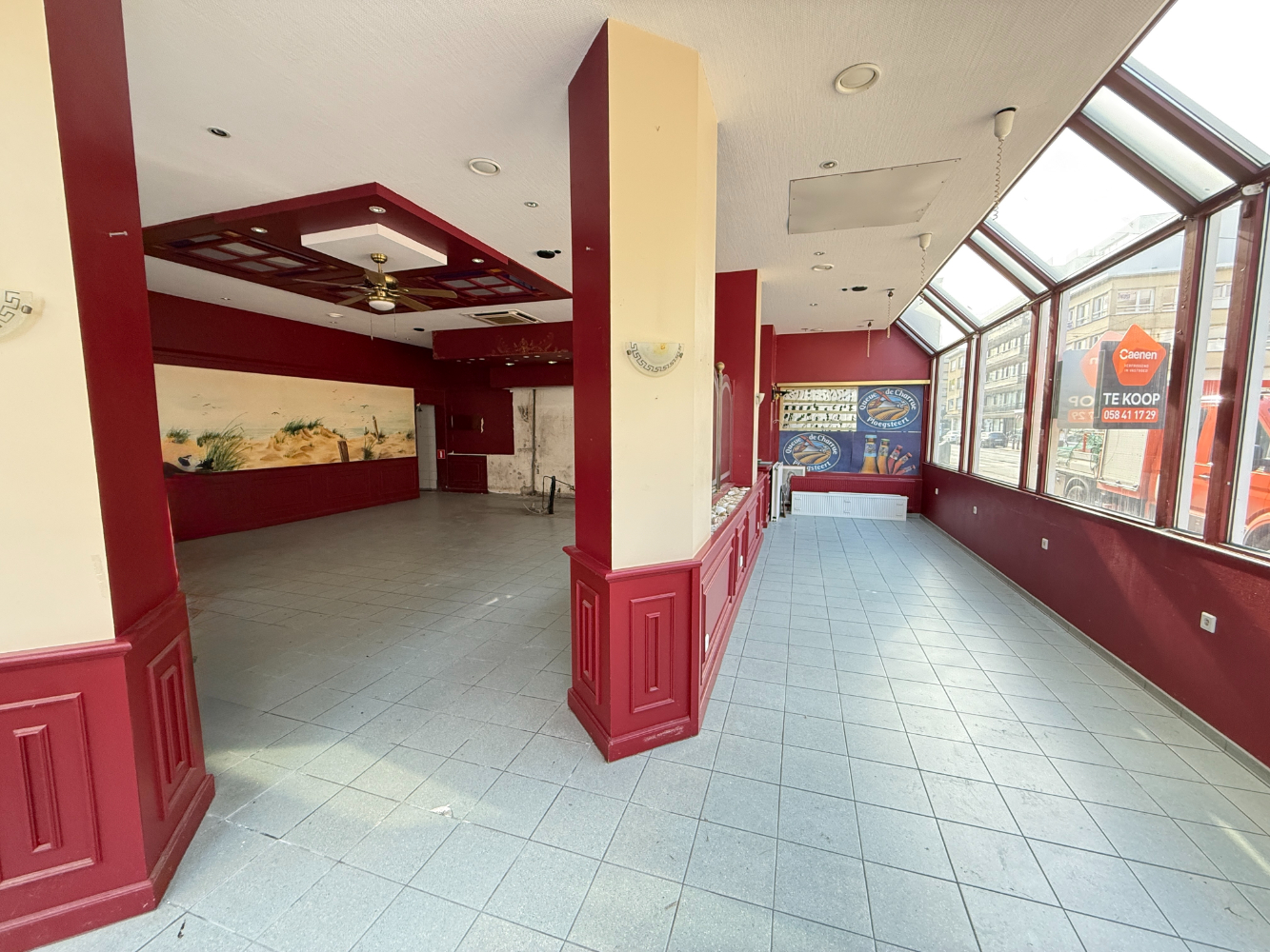 Commerce de caractère idéalement situé à proximité de la mer (191 m²) - photo 4