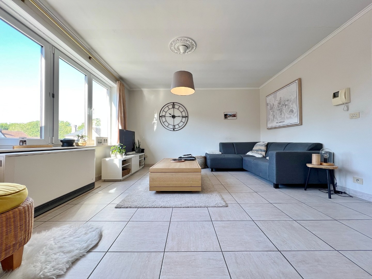 Rustig en tevens centraal gelegen appartement met ruim terras en garage. - foto 4