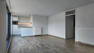Dit recent en energiezuinig appartement, gelegen op de tweede verdieping van een moderne residentie met kwalitatieve afwerking, biedt een...