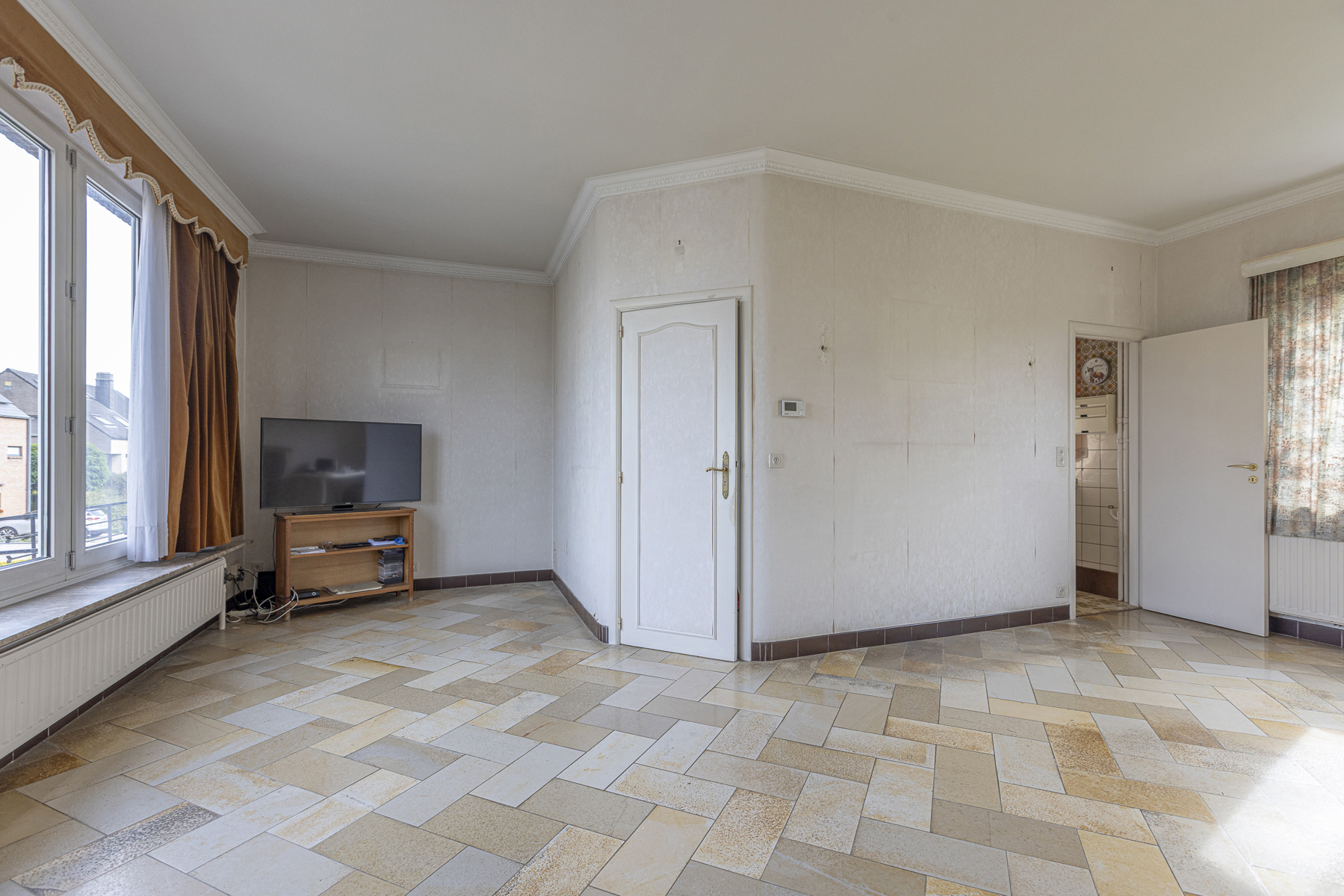 Gezinswoning met leuke tuin, garage en 3 slaapkamers. - foto 5