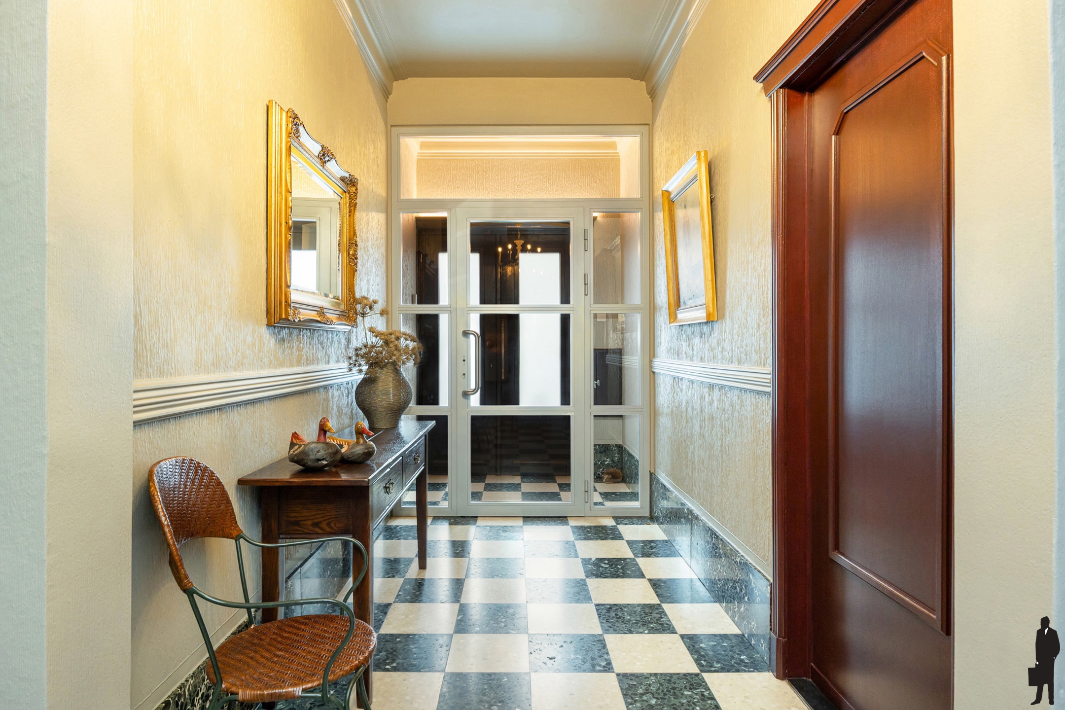 House for sale in Beveren-Kruibeke-Zwijndrecht with 6 bedrooms - photo 4