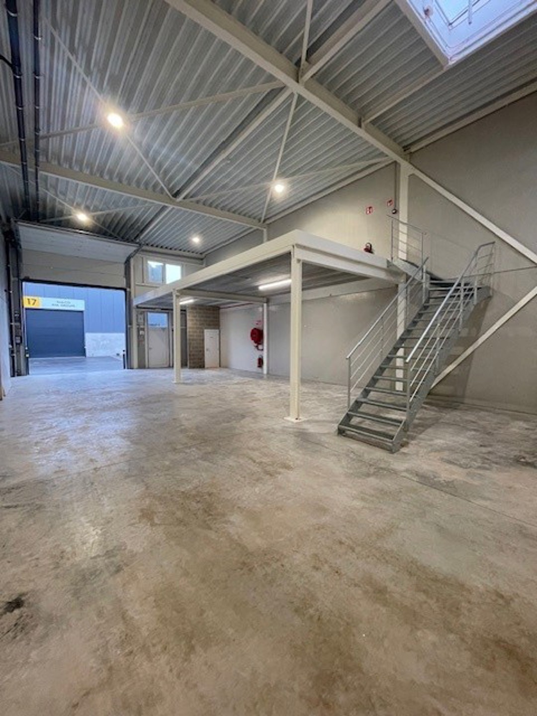 Commercial à louer à Wavre - photo 3