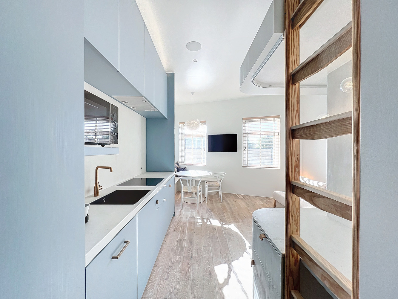 Stijlvolle en Energiezuinige Studio te Duinbergen - photo 1