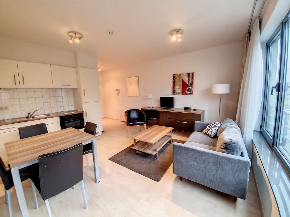 Furnished apartment 1 bedroom located in the business district of Brussels North - photo 5