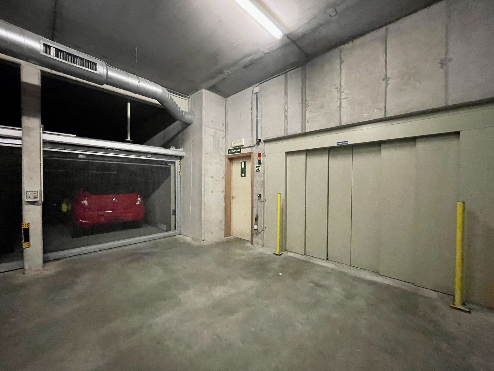 Emplacement souterrain près du front de mer, centre d'Ostende - photo 5