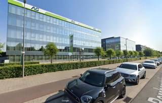 "Veldekens" is een aantrekkelijk kantoorgebouw gelegen aan de Berchemstadionstraat, onderdeel van kantorenpark "De Veldekens" in Berchem. Het...