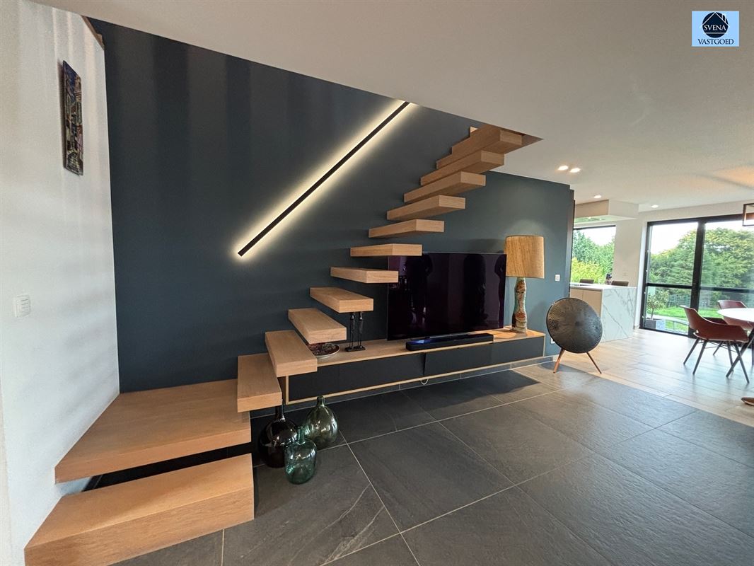LUXURIOUS, NEWLY BUILT 3-BEDROOM HOME WITH A GARAGE AND GARDEN - photo 5