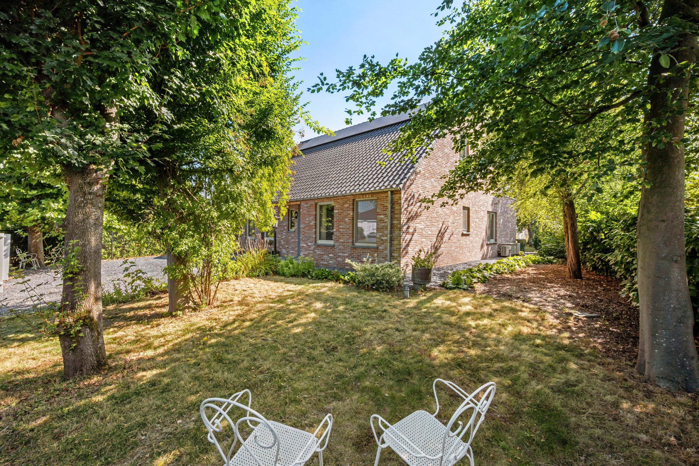 Energiezuinige, recente woning met 4 slaapkamers en tuin in 3721 Hasselt - foto 3