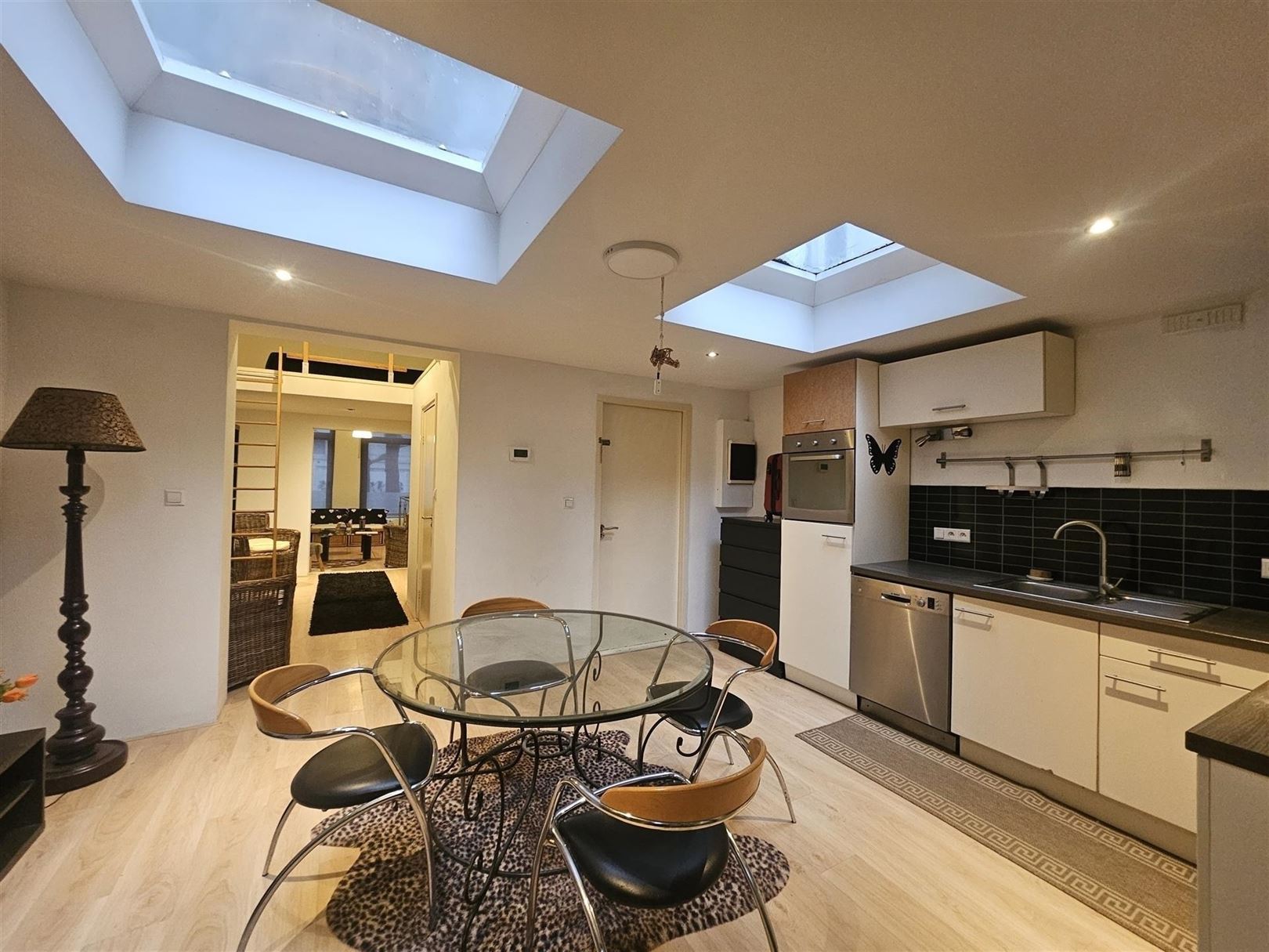 Volledig vernieuwd appartement vlakbij Italiëlei.  - foto 5