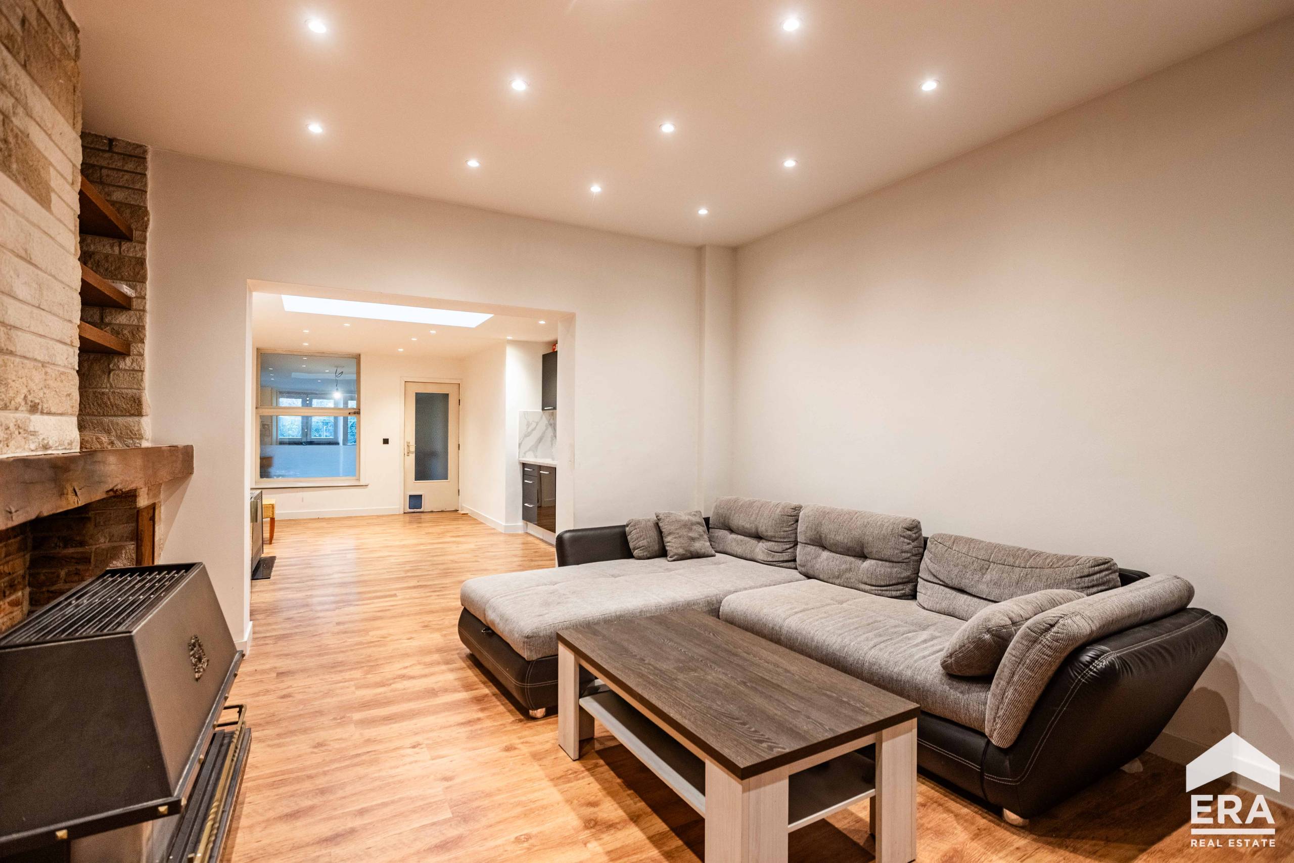 Instapklare woning met 3 slaapkamers &amp; tuin aan de stadsrand - foto 3