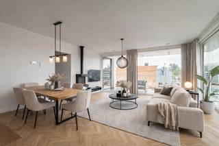 strong>Ben je op zoek naar een modern dakappartement met luxueuze afwerking, zonnig terras én autostaanplaats in een recente residentie?...