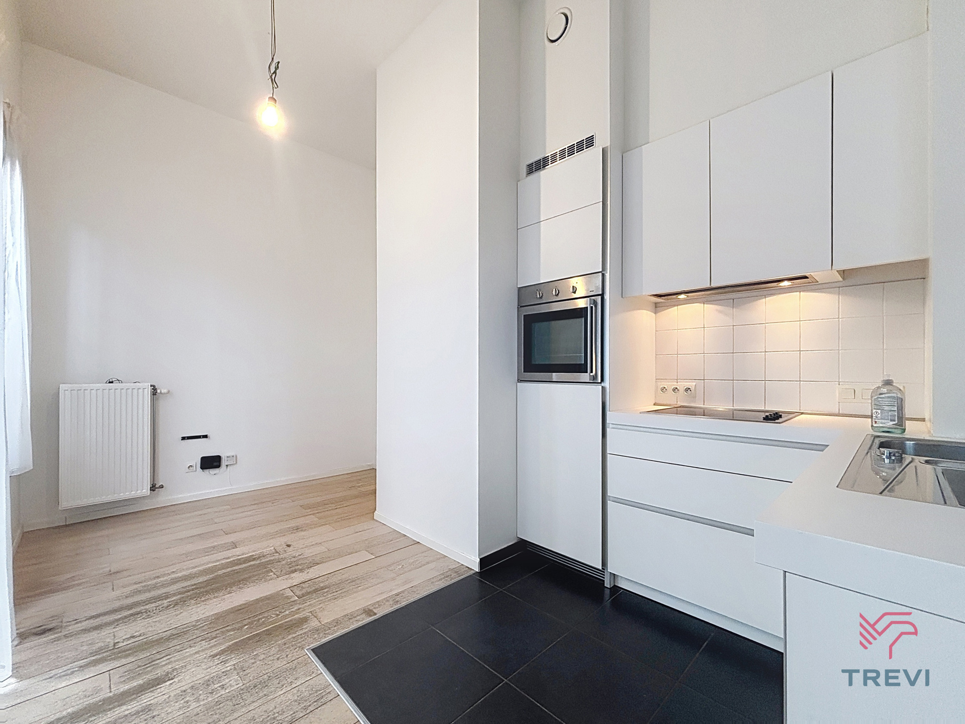 Apartment for rent in Schaerbeek - photo 3