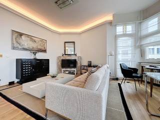 Dit appartement ligt in het hart van Elsene, in een prestigieuze wijk die wordt gekenmerkt door de elegantie van art-decogebouwen zoals...