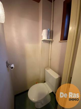 ERPE-MERE - Solide gezinswoning met potentieel nabij station BurstDeze gesloten bebouwing biedt een stevige basis en heel wat mogelijkheden voor wie...