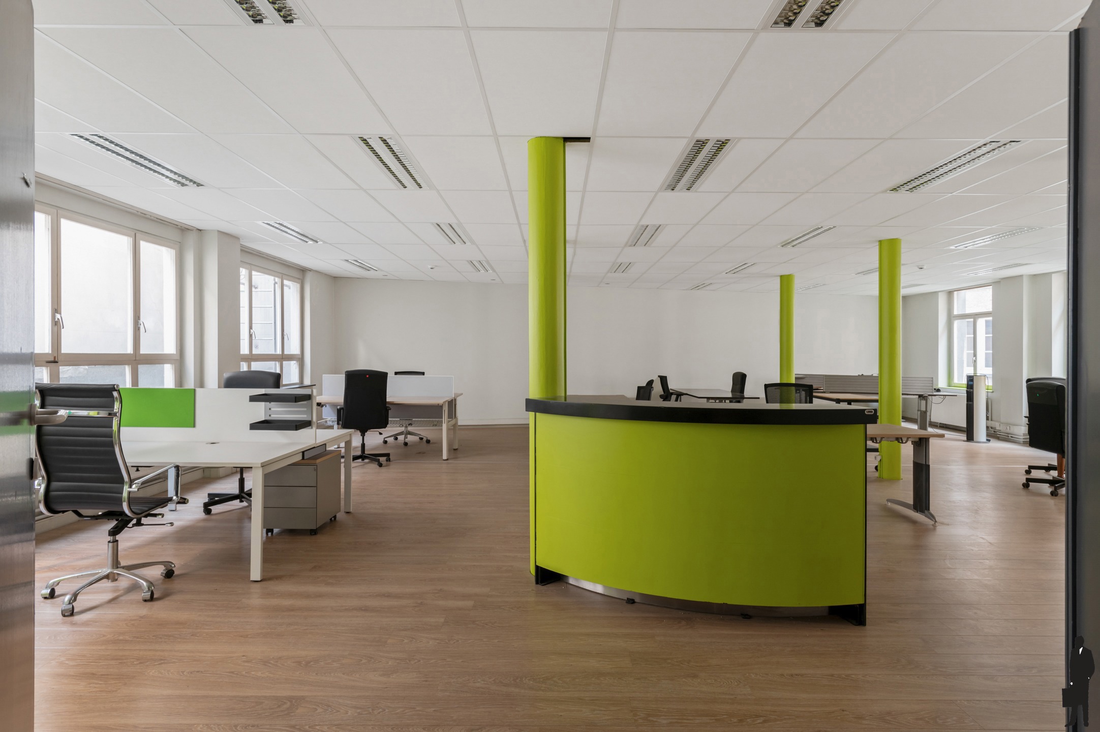 Kantoren van monumentale klasse op een iconische locatie - foto 4
