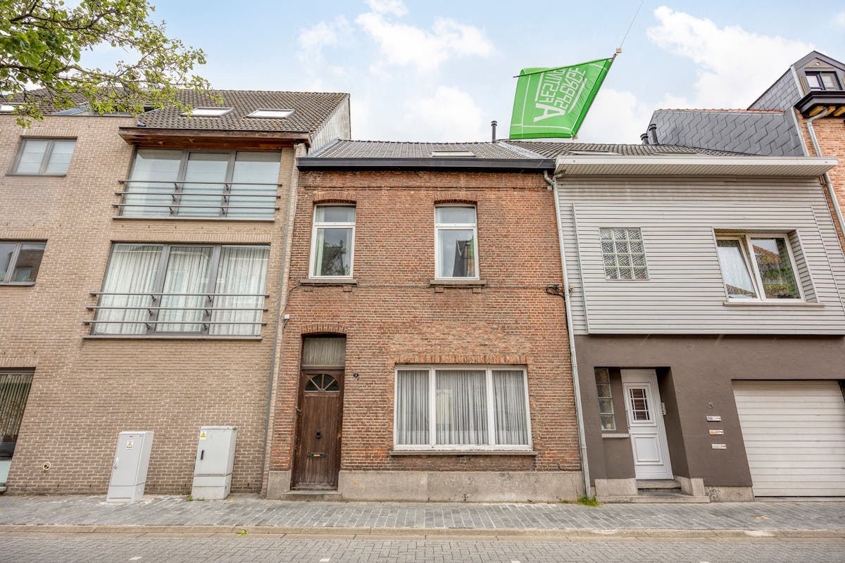 Maison familiale à rénover avec jardin à vendre dans le centre de Puurs - photo 2