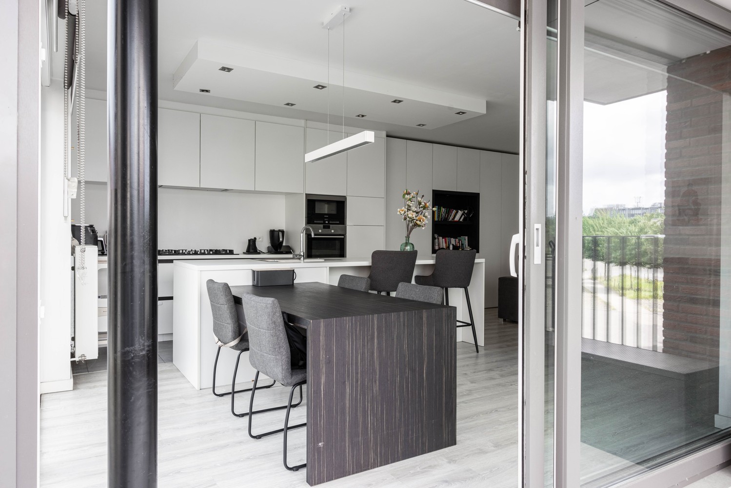 Ruim 2SLK-appartement (95 m²) met terras en zicht op Park Spoor Noord + parking - foto 3