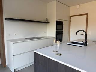 Project Tabaksveld bestaat uit 2 tijdloze en kwalitatieve halfopen woningen. De woningen zijn gelegen op het einde van een doodlopende straat in...