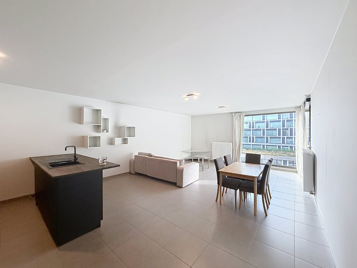 Appartement met 2 slaapkamers te huur nabij station in Brugge - foto 3