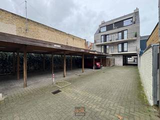 PARKEERPLAATS te huur Centrum De Panne 1320 / jaar te betalen aan de eigenaar...