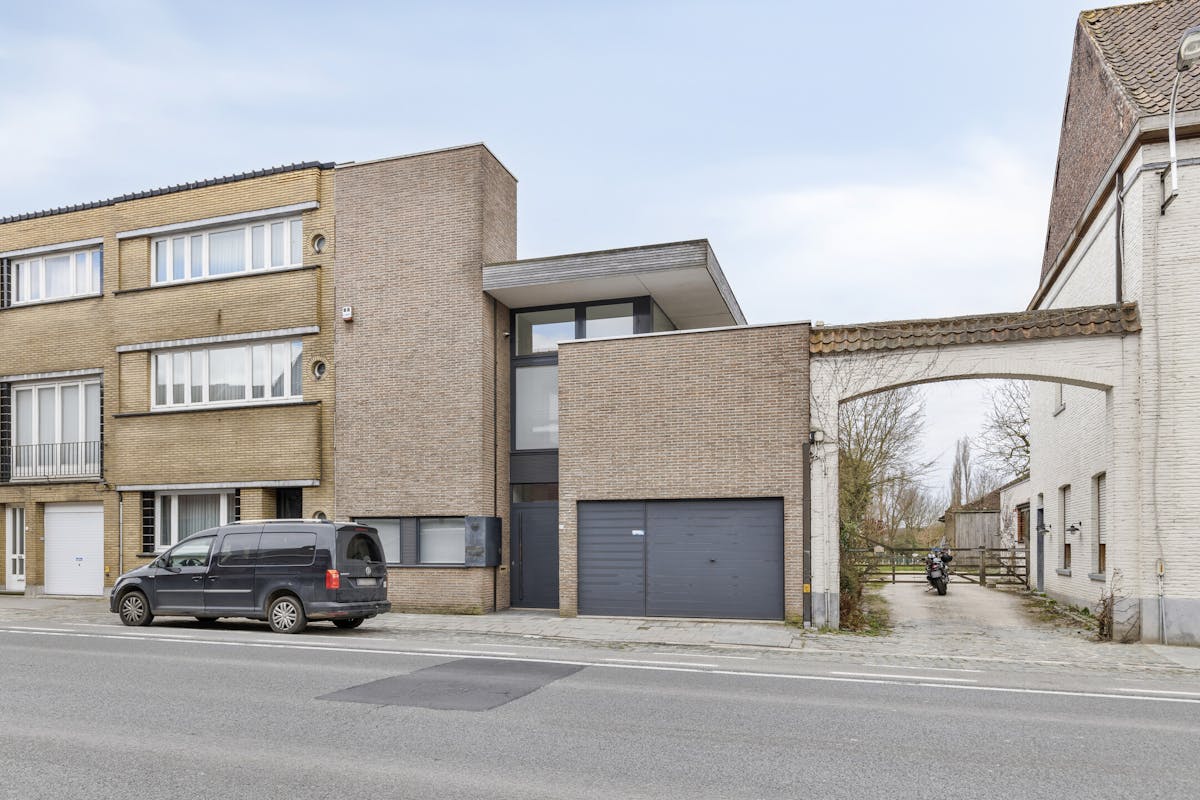 Half open house with nice garden in Bissegem - photo 3