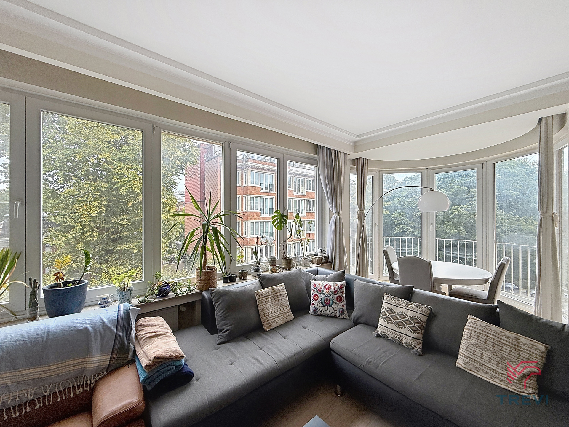 Apartment for rent in Uccle with 2 bedrooms - photo 4