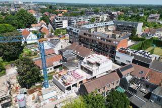 Maak vrijblijvend uw afspraak voor een individuele rondleiding op de werf en ontdek de troeven van dit project.Dit tweeslaapkamer appartement met een...
