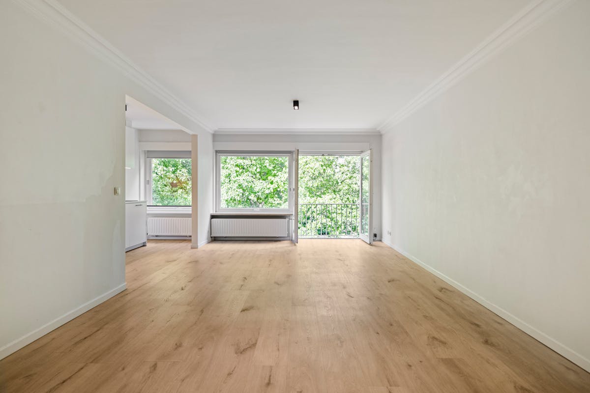 Renovated apartment for sale in Bruges with 2 bedrooms - photo 2