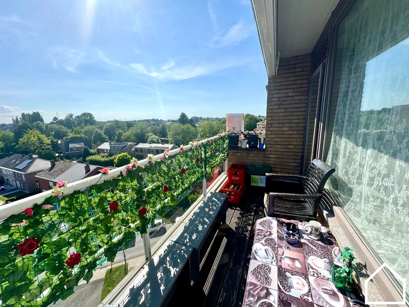 APPARTEMENT MET 3 SLPKS - BADKAMER - ZONNIG TERRAS - foto 2