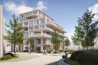 Centr is een nieuw en hedendaags woonproject in het centrum van Middelkerke. Fase 1 van het project omvat 32 appartementen en 2 handelspanden gelegen aan de Oostendelaan, op wandelafstand van de zeedijk, het Normandpark en tal van winkels en horecazaken.
De appartementen, met 1, 2 of 3 slaapkamers, variëren in grootte van 60 tot 142 m² en zijn ontworpen met oog voor licht, ruimte en wooncomfort. Elk appartement beschikt over een ruim terras dat naadloos aansluit op de leefruimte en zorgt voor een aangename buitenbeleving in elk seizoen. Dankzij de doordachte oriëntatie geniet je optimaal van zon en privacy. De afwerking is modern en duurzaam, met onder andere vloerverwarming en een geothermische warmtepomp die garant staan voor energiezuinig wonen.
Onder het gebouw zijn twee ondergrondse bouwlagen voorzien van staanplaatsen en garages, beschikbaar voor aankoop. De groene binnentuin vormt een rustige ontmoetingsplek voor bewoners en versterkt het gevoel van verbondenheid in dit stijlvolle project. Centr combineert hedendaagse architectuur met een sterke focus op woonkwaliteit. Of je nu op zoek bent naar een vaste thuis, een tweede verblijf of een interessante investering aan zee: Centr biedt een toekomstgerichte woonoplossing op een unieke ligging aan de Belgische kust.
Interesse in Centr? Neem contact op voor meer informatie via 050 70 81 74 of hello@keyimmo.be.