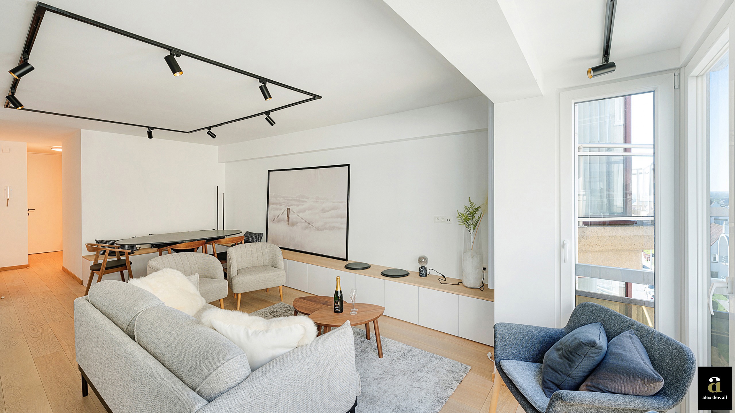 Gerenoveerd appartement met zijdelings zeezicht, gelegen in Duinbergen. - foto 5