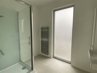 Dit lichtrijke appartement op de tweede verdieping, gelegen in het centrum van Aalst, omvat:Een ruime living met open keuken, voorzien van alle...