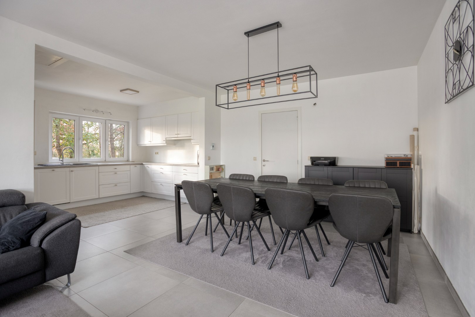 Instapklaar appartement met 2-3 slpk. en ruime tuin in Geel - foto 2