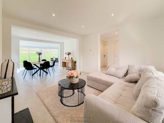 1ste bezoekdag donderdag 23 april! Inschrijven kan via www.nobels.be onder referentienummer 4341085.STRAK GERENOVEERDE WONING met VIJF SLAAPKAMERS,...