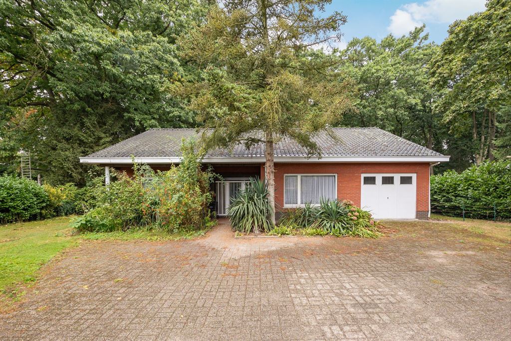 Te renoveren landhuis op 1.948m² - foto 1