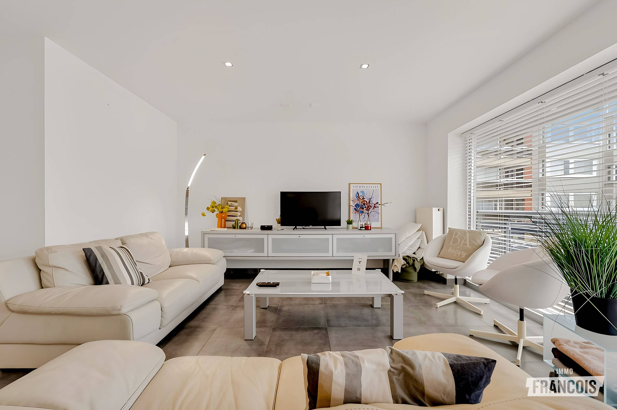 Luxueus appartement met zonnig terras in hartje Oostende te koop - foto 4