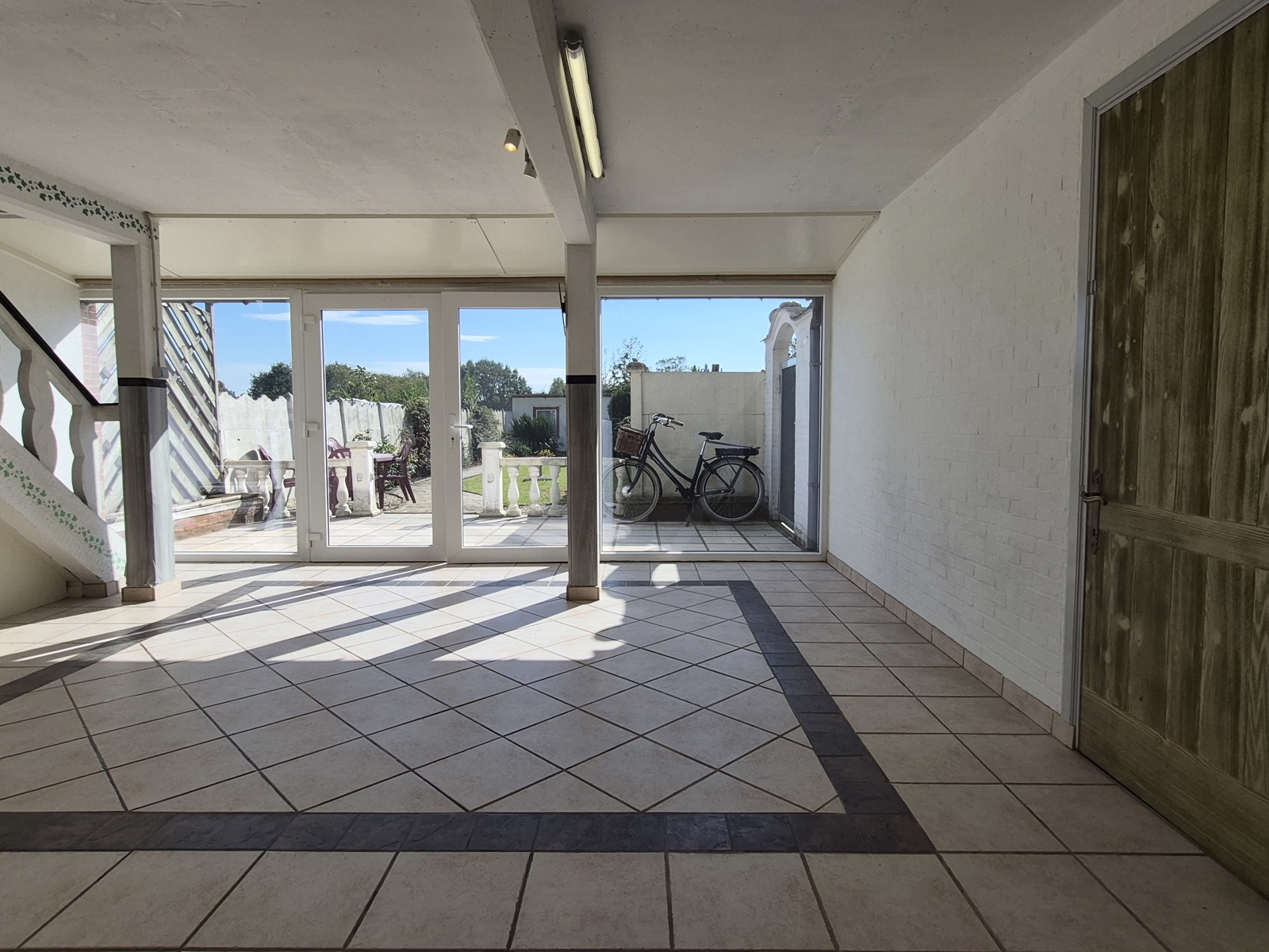 Ruime bel-etagewoning met 3 slaapkamers en tuin - foto 4
