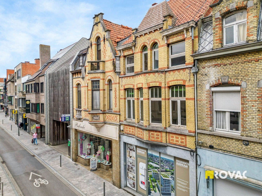 Te renoveren handelspand met woonst in hartje Izegem - foto 3