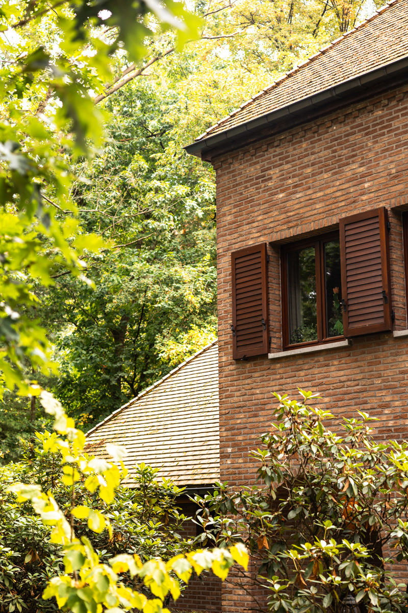 Zéér ruime villa op 3.014m² omgeven door groen - foto 3
