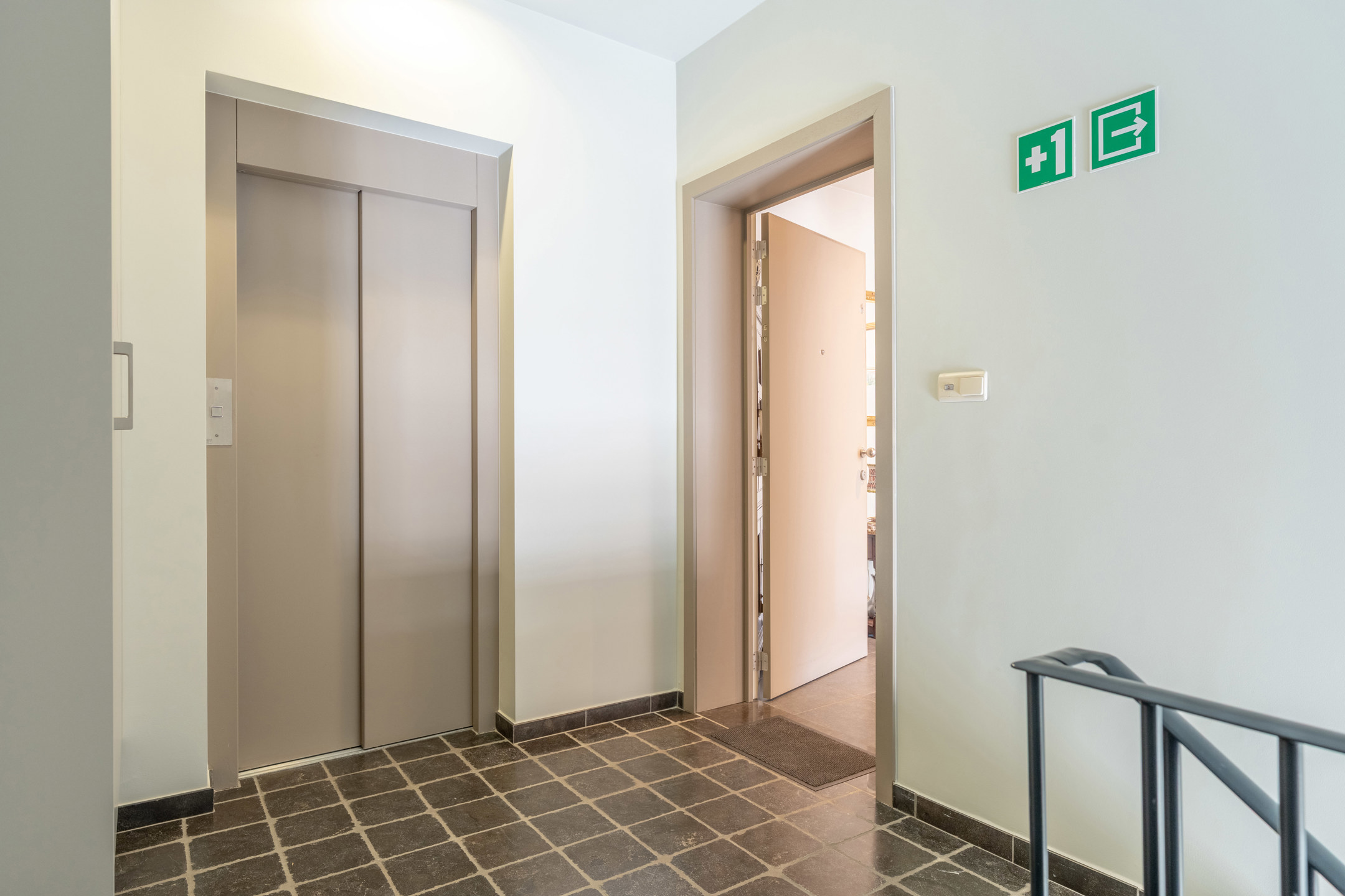 Prachtig 2 slaapkamer appartement in hartje Vosselaar. - foto 4