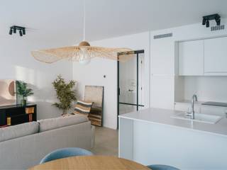 Dit unieke appartement is gelegen in de wijk Midden in Boechout, een uiterst duurzame en groene woonsite en een heerlijke nieuwe buurt ‘midden’ in...