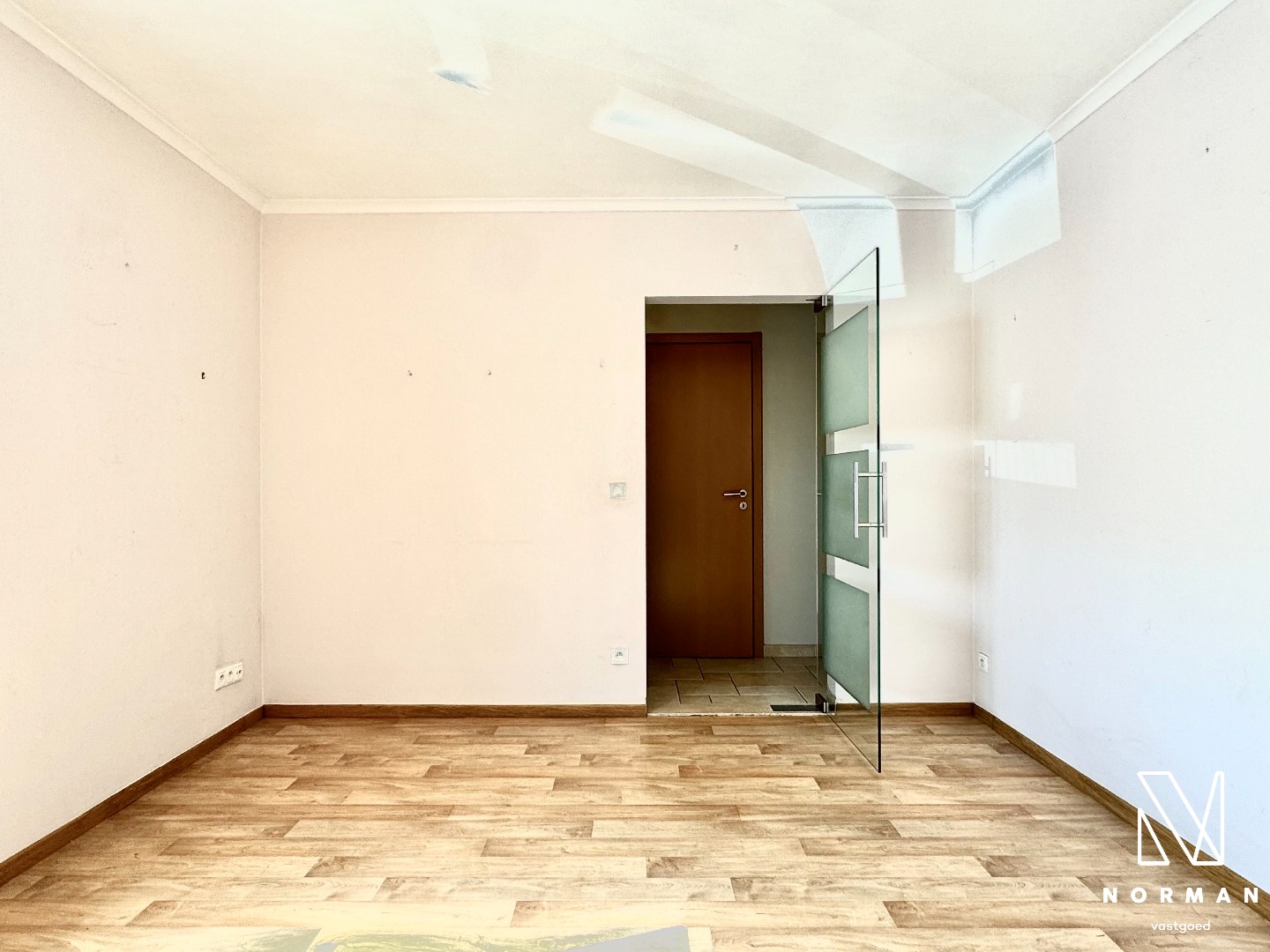 Gelijkvloers 2-slaapkamer appartement met tuin en garage te koop in Leupegem! - foto 5