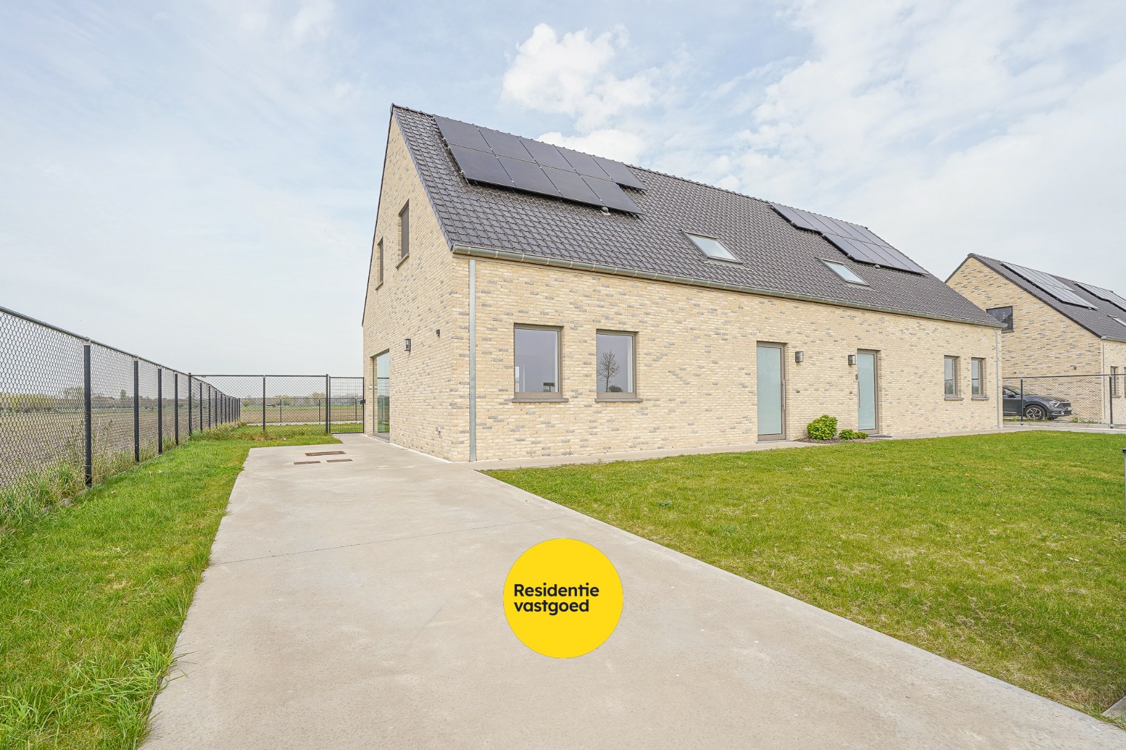 Halfopen woning met 3 slaapkamers te huur in Aartrijke - foto 2