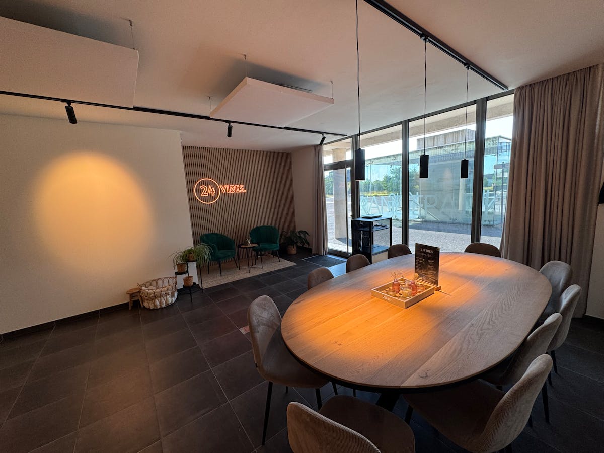 TE HUUR: Instapklaar handelspand (86 m²) te Aalter - foto 5