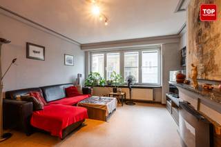 Wonen in het bruisende hart van Gent? Dit energiezuinig appartement, gelegen op wandelafstand van de Kouter, biedt een unieke combinatie van...